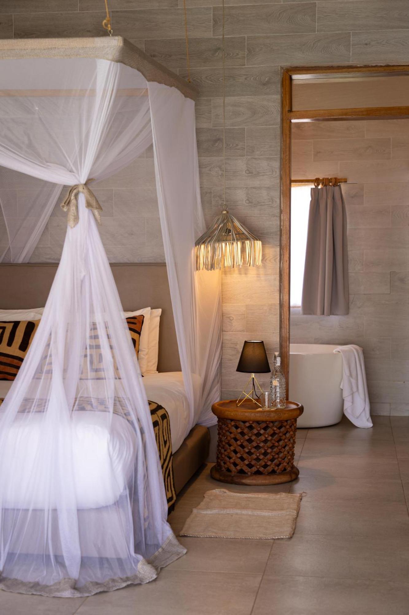 Les Paletuviers Hotel Toubakouta Kültér fotó