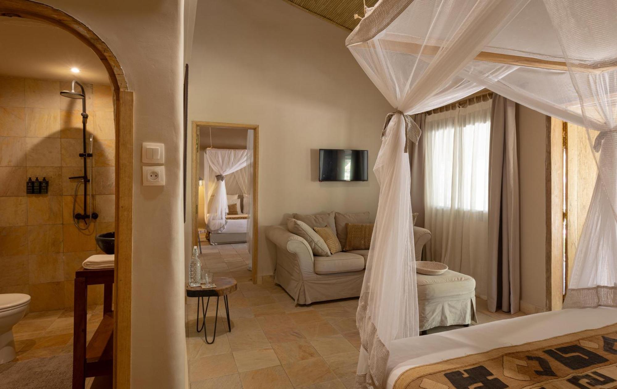Les Paletuviers Hotel Toubakouta Kültér fotó